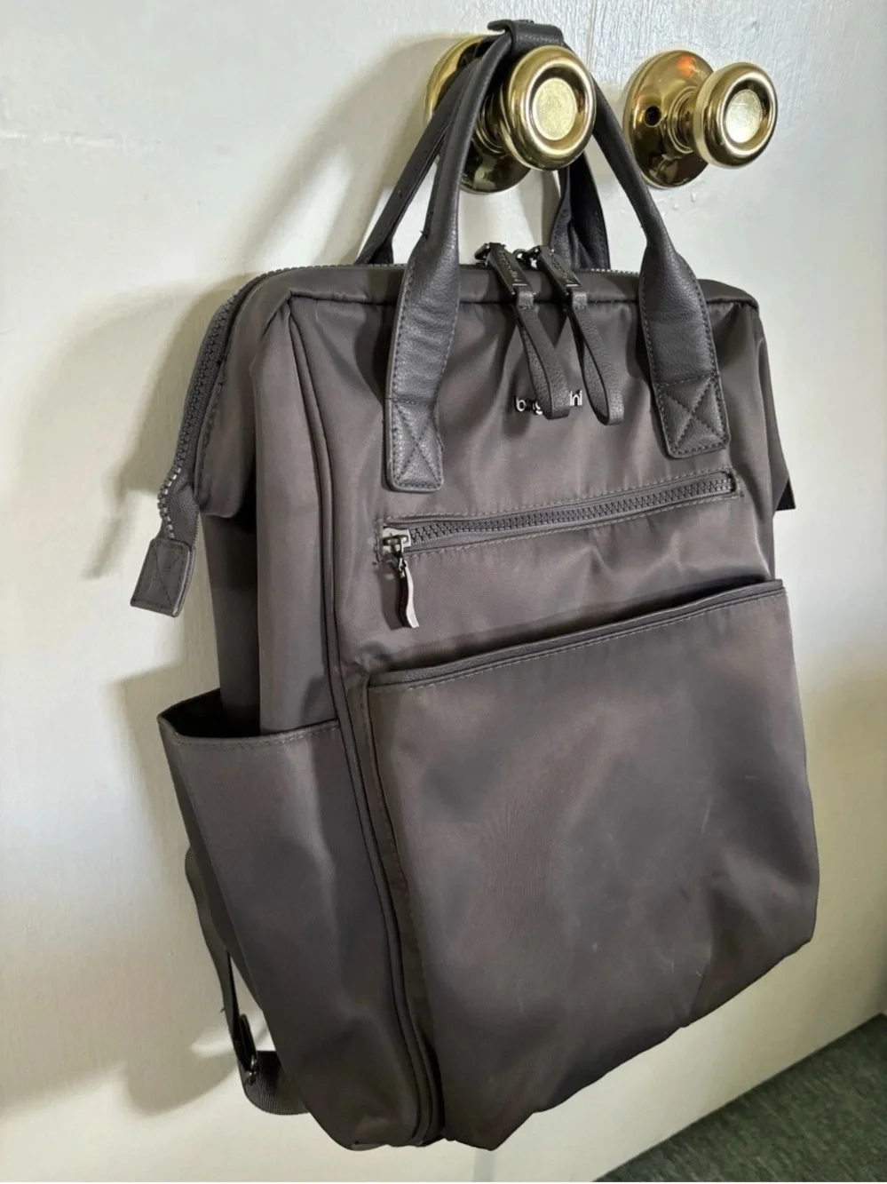 Baggallini Soho Laptop Travel Backpack Gray Lightweight Nylon RFID